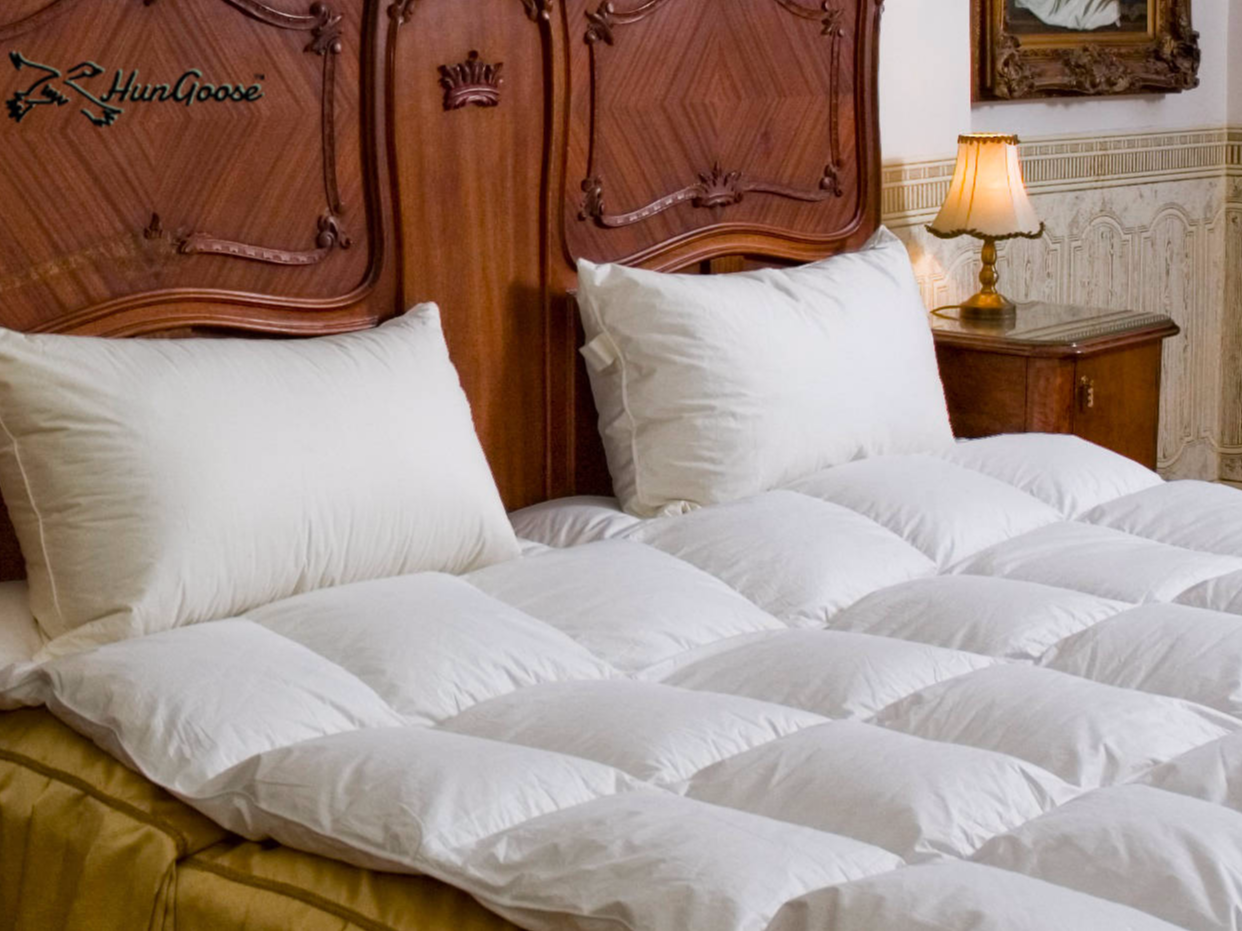 high fill power closed box comforter